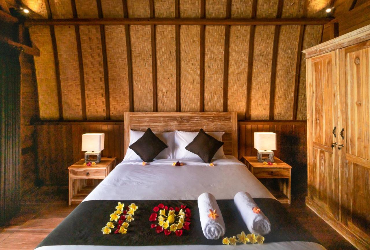Wooden Puri Guesthouse Uluwatu Dış mekan fotoğraf