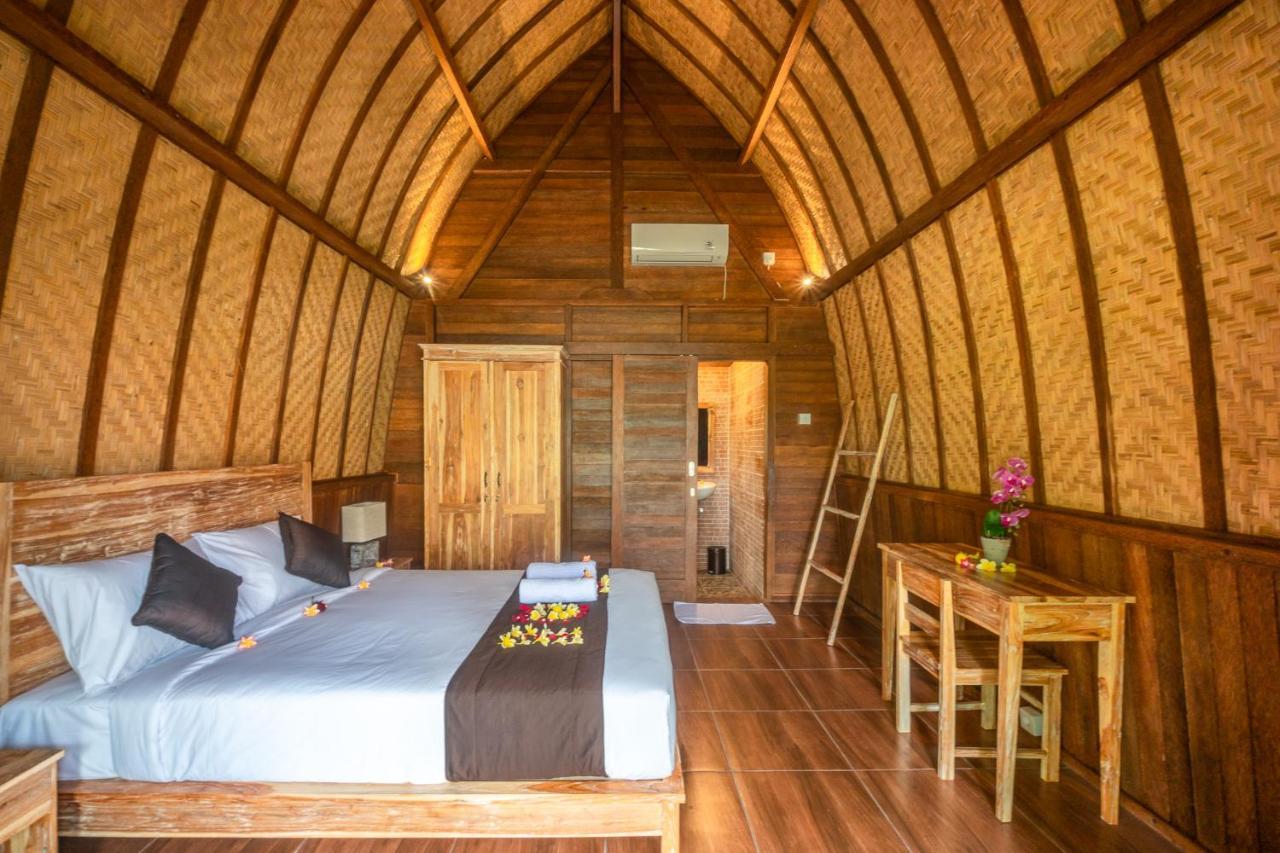 Wooden Puri Guesthouse Uluwatu Dış mekan fotoğraf