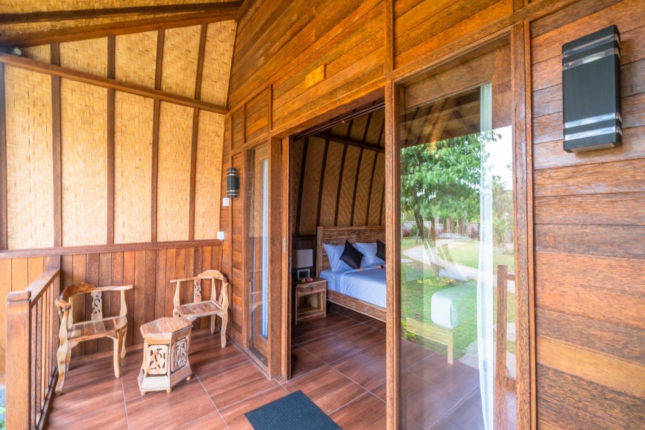 Wooden Puri Guesthouse Uluwatu Dış mekan fotoğraf