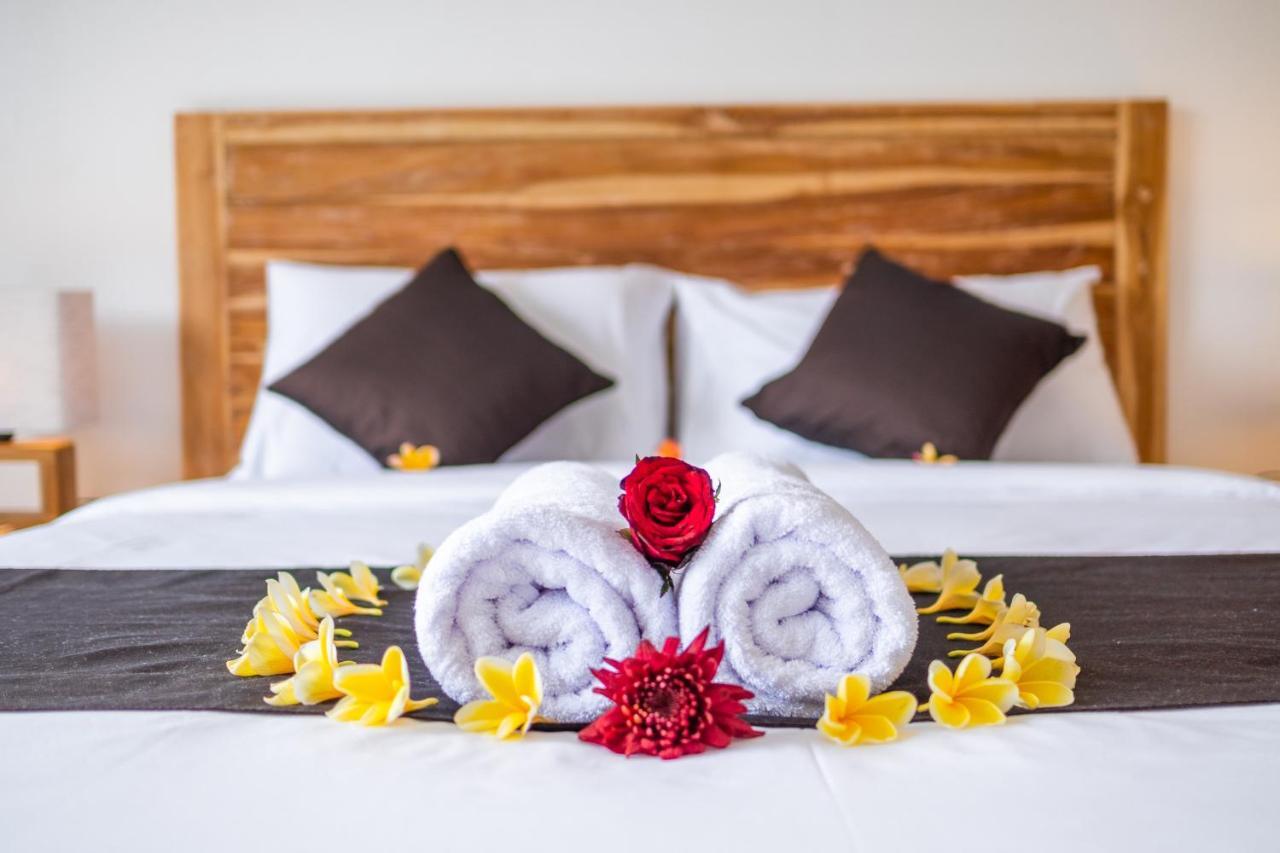 Wooden Puri Guesthouse Uluwatu Dış mekan fotoğraf