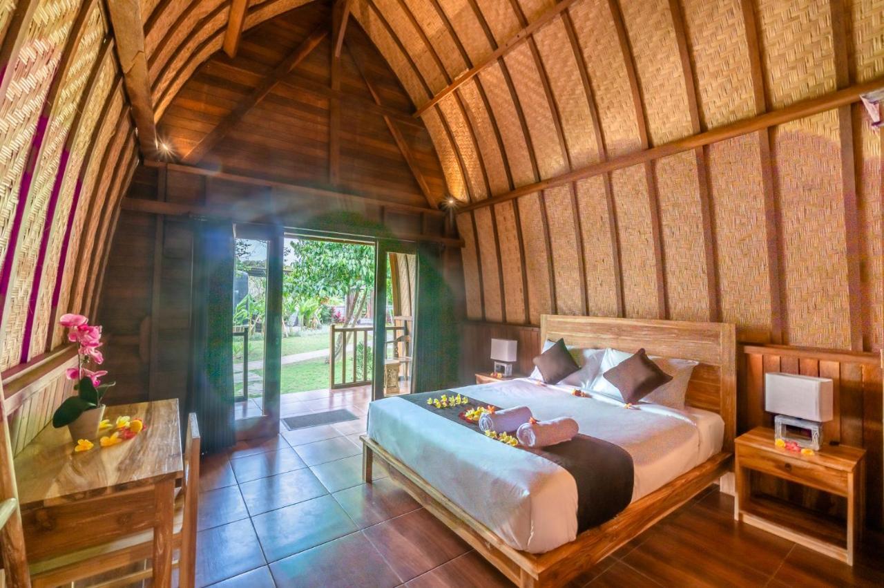 Wooden Puri Guesthouse Uluwatu Dış mekan fotoğraf