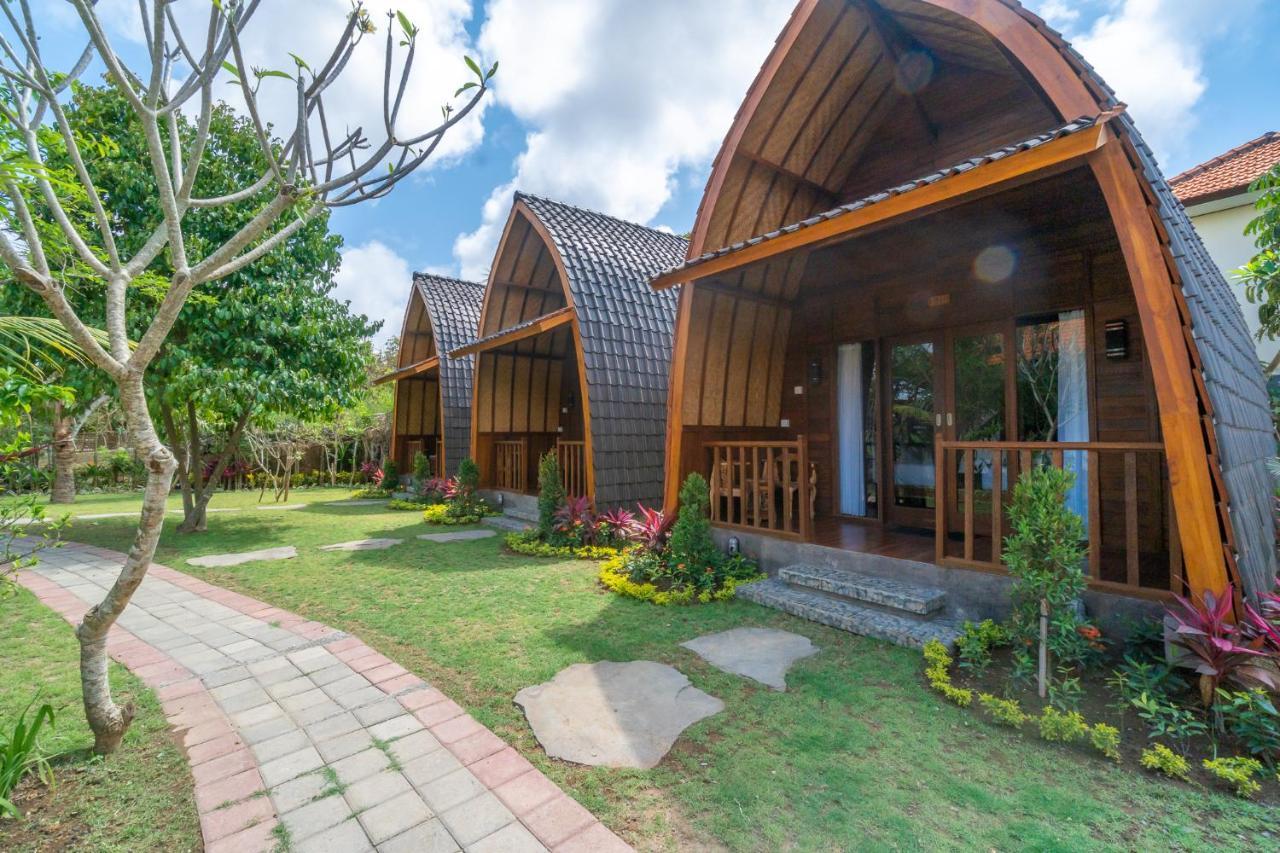 Wooden Puri Guesthouse Uluwatu Dış mekan fotoğraf