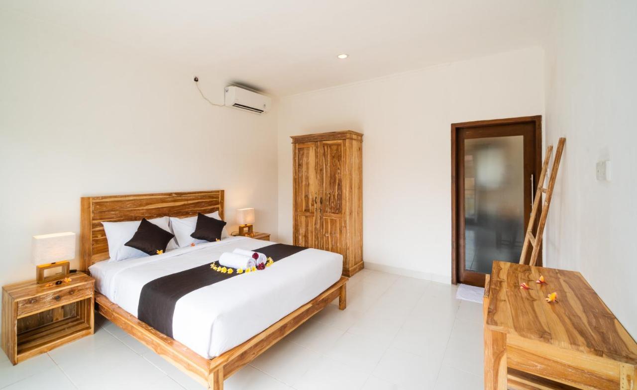 Wooden Puri Guesthouse Uluwatu Dış mekan fotoğraf