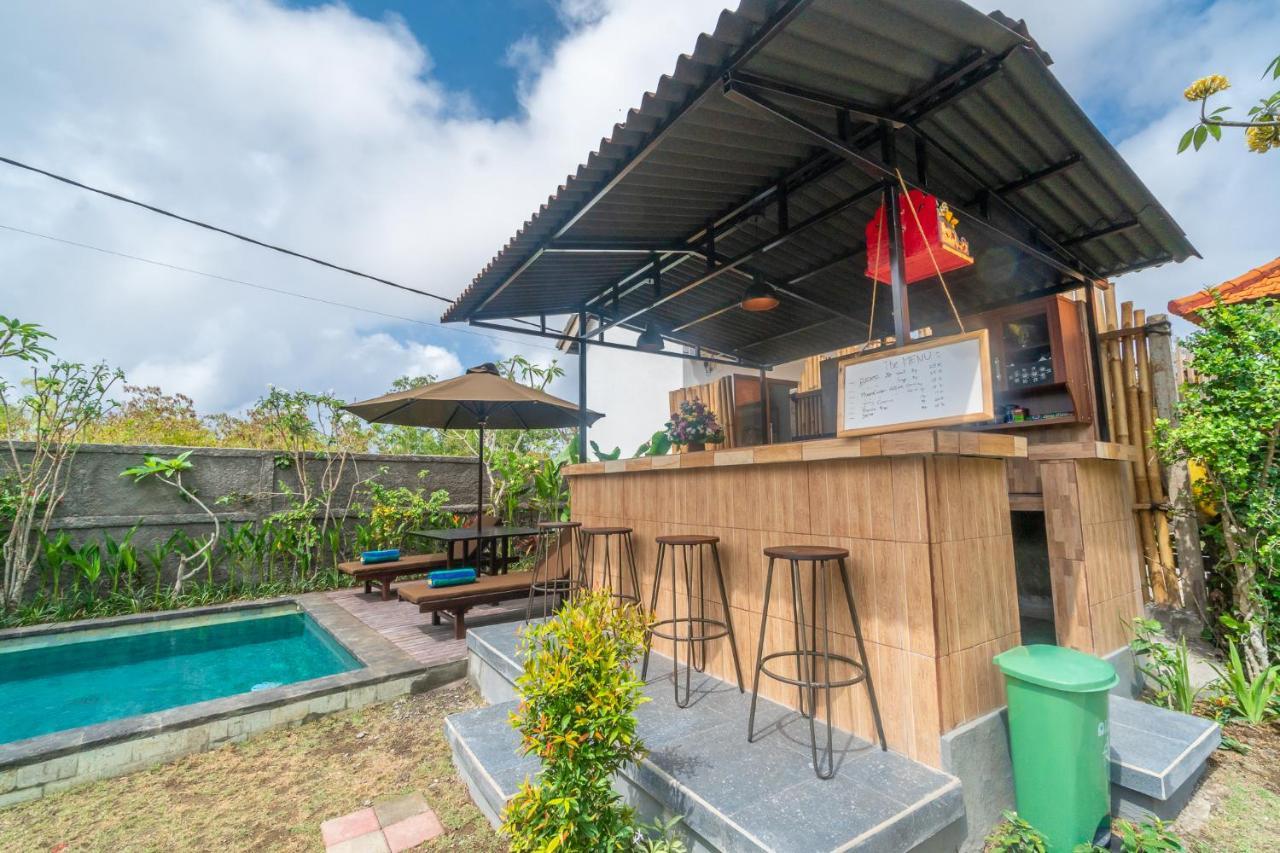 Wooden Puri Guesthouse Uluwatu Dış mekan fotoğraf