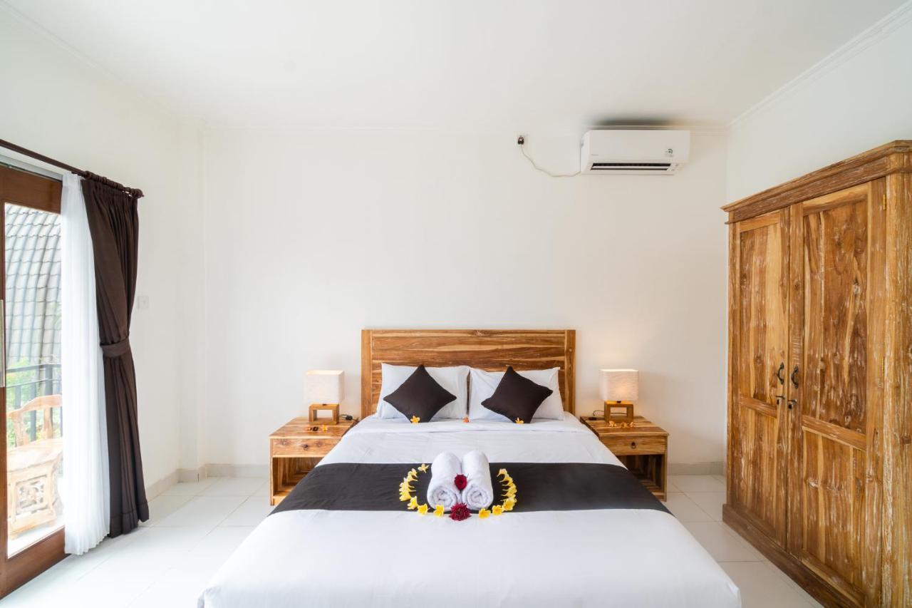 Wooden Puri Guesthouse Uluwatu Dış mekan fotoğraf