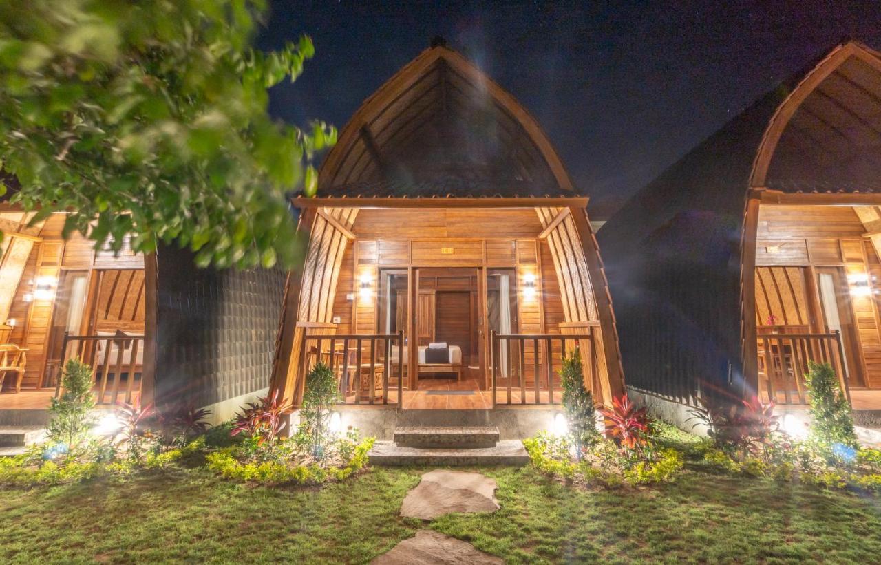 Wooden Puri Guesthouse Uluwatu Dış mekan fotoğraf